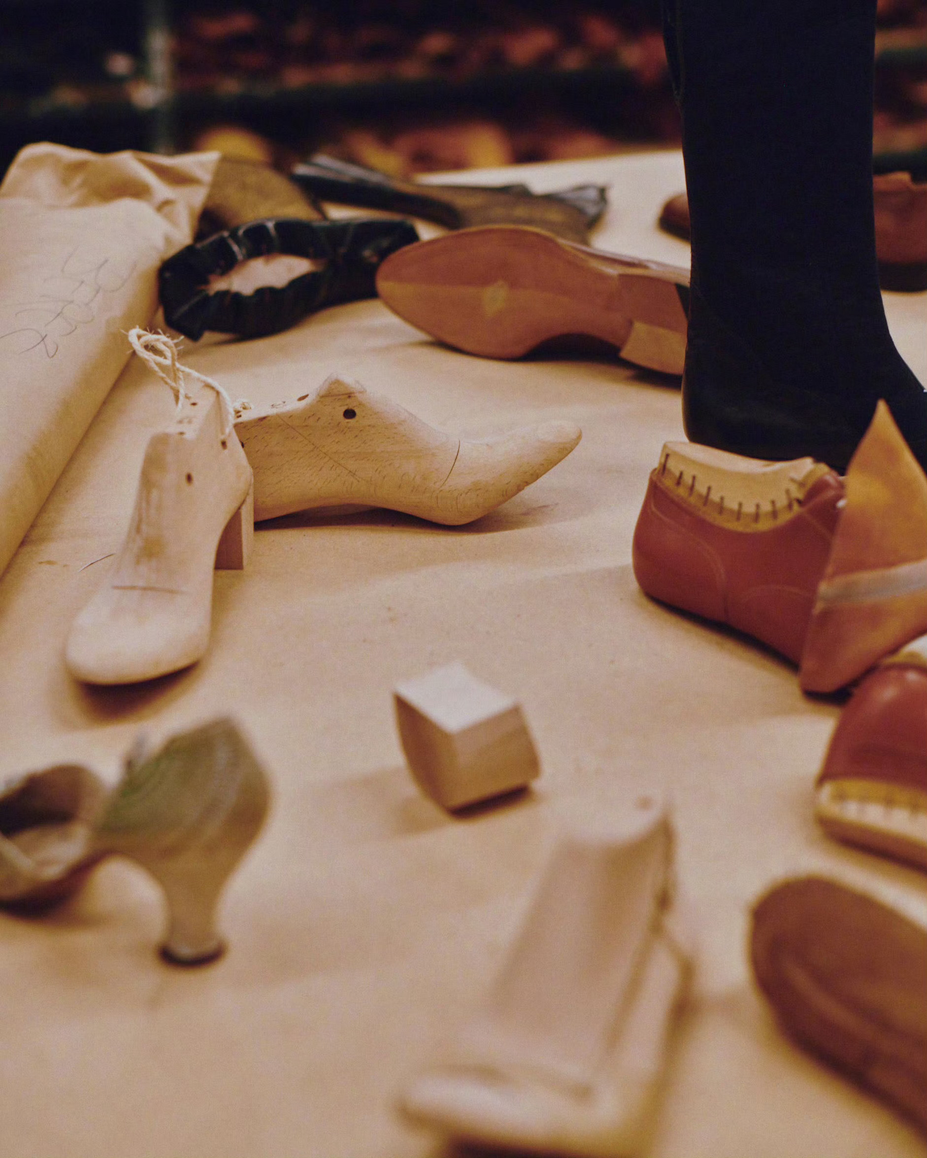 香奈儿高级手工坊中心 le19M 从巴黎抵达上海，这场名为“la Galerie