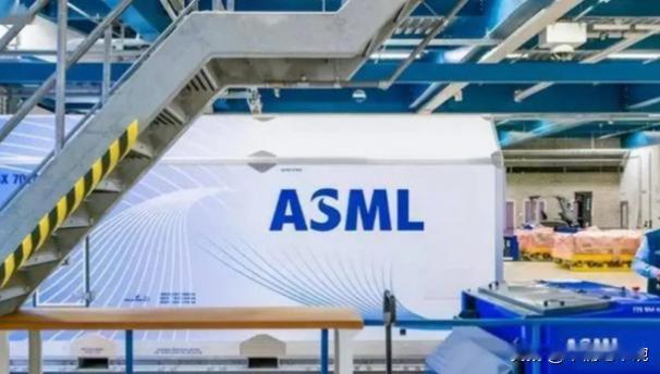 本以为安世半导体事件已经让中国跟荷兰的关系降到了冰点，没想到荷兰还嫌不够，直接对