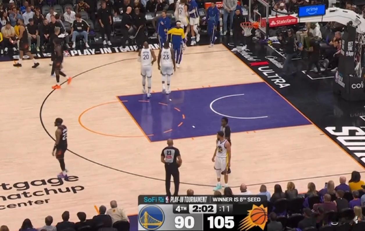 老爷车偶尔飙一场可以。你让他场场狂飙，老骨头就散了。勇士今天终于没能敌过太阳，太