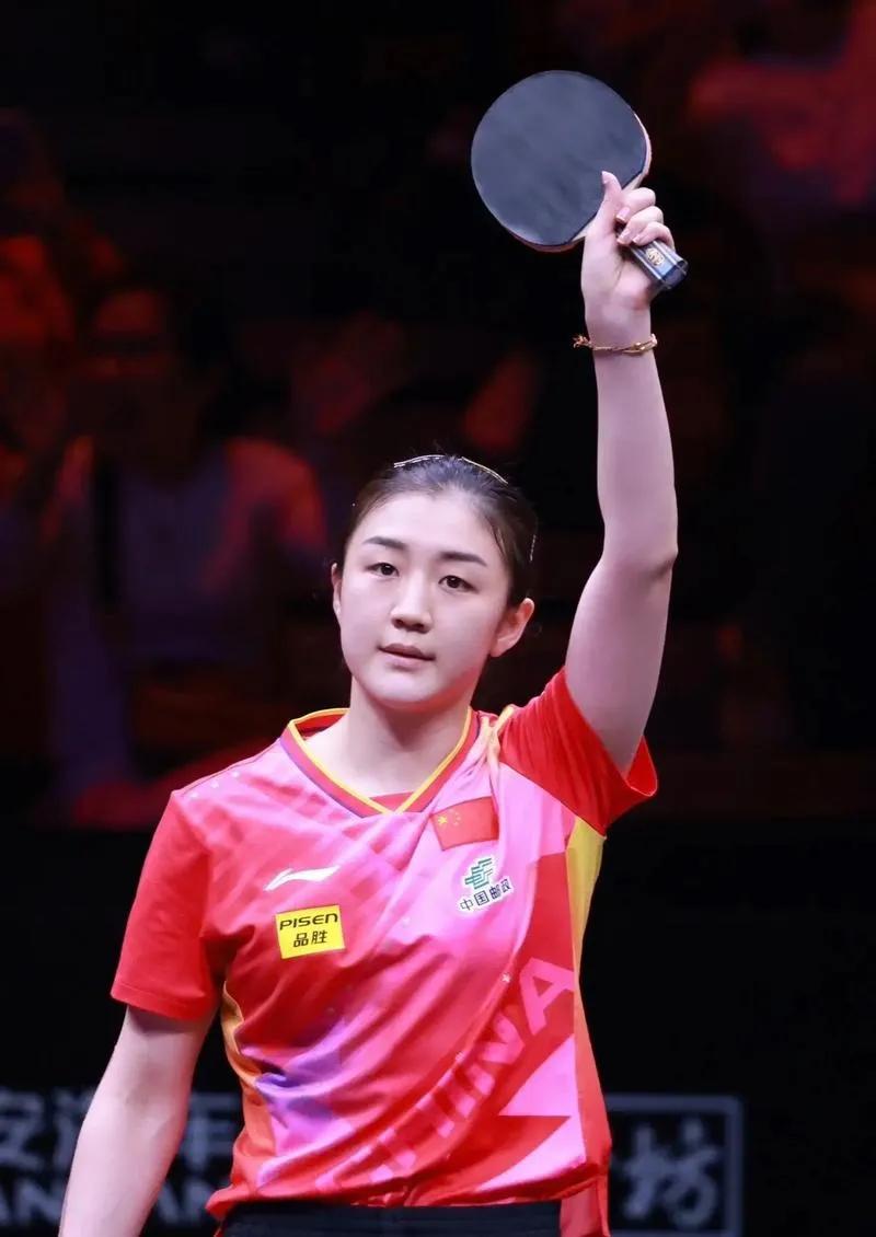 看完昨晚王曼昱输给43岁老将韩莹的比赛后，我觉得陈梦完全应该去竞争2028洛杉矶