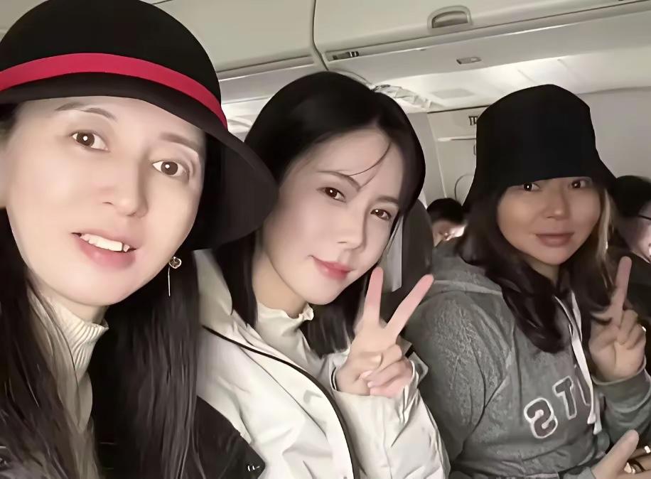 台湾10名女孩就快要到呆呆家吃刨猪汤了，呆呆的父母已经开始准备接待了，当初她们组