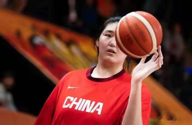 中国女篮vs美国女篮 北京时间9月4日，中国女篮迎来2026年女篮世界杯小组赛首