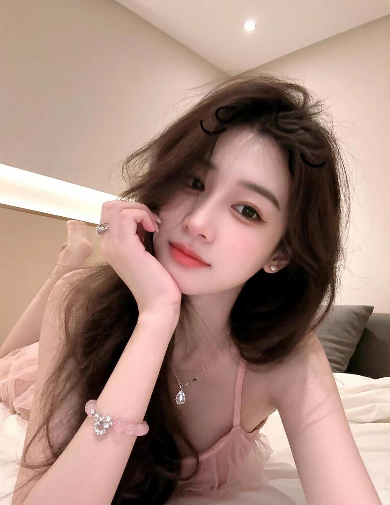 我们都低估了时间的重量,待人如 初,是一件很难的事情。人在承诺的时 候,都觉得自