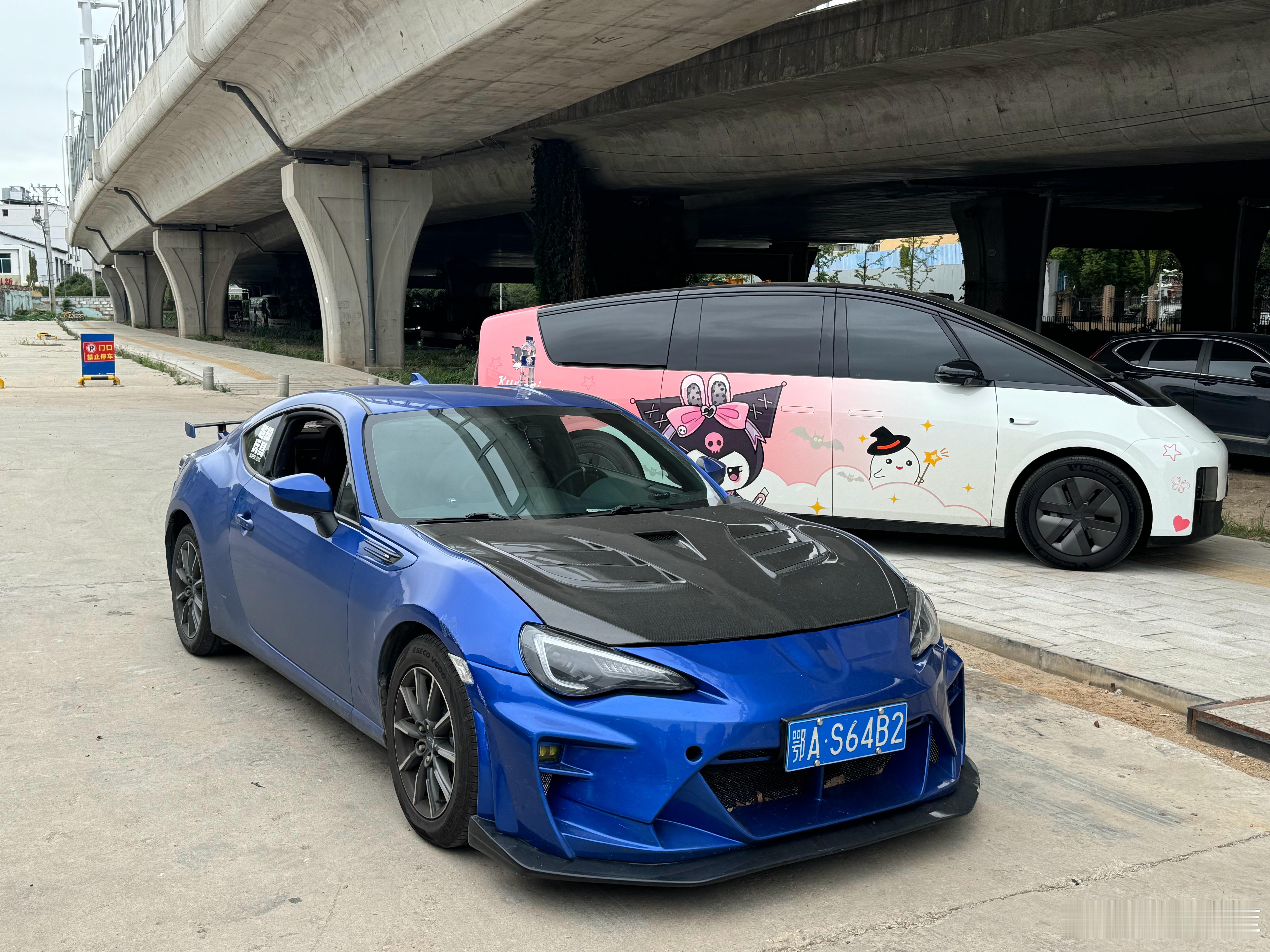 年轻人的第一台跑车🙋 ​​​