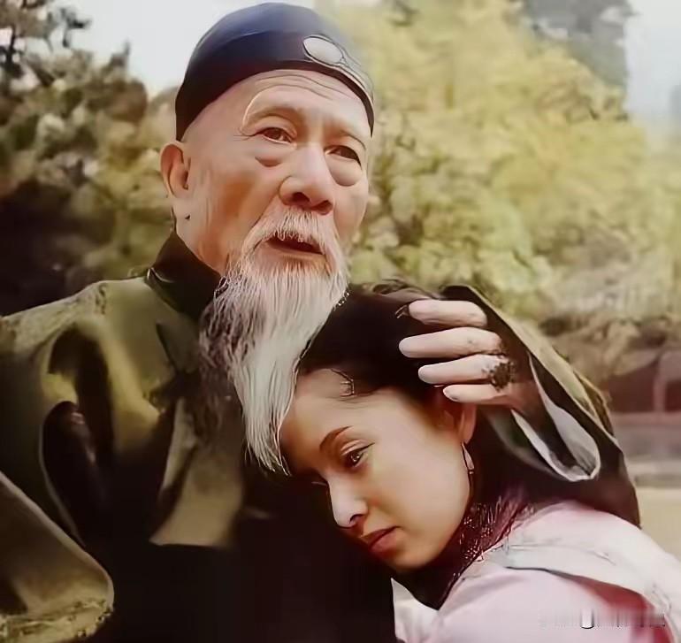 1881年，71岁的左宗棠娶了17岁的章怡为妾。洞房花烛夜，章怡解开衣扣，脱下衣