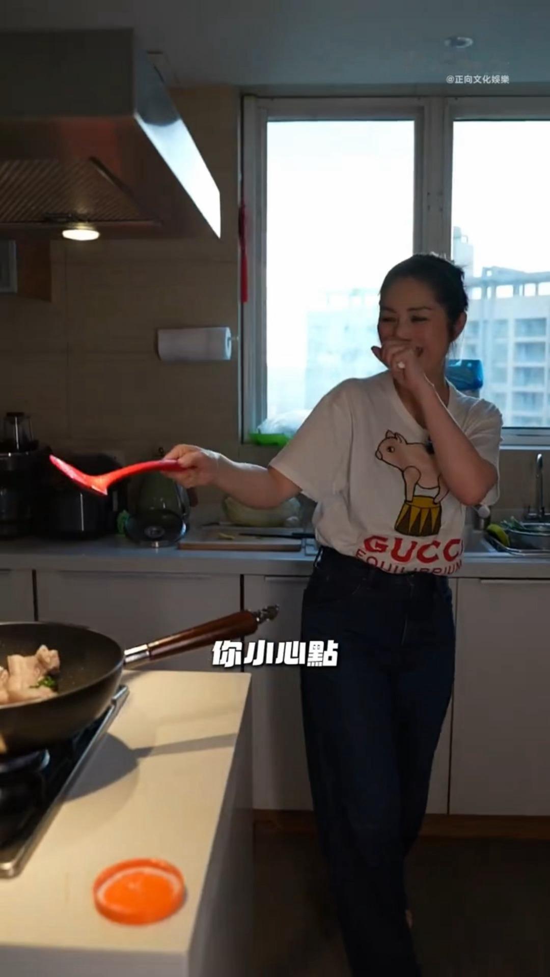 当我胸有成竹准备给大家露两手： ​​​