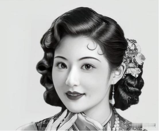 [微笑]1939年，孔祥熙的长子，竟偷偷跟母亲的牌友在一起了，父母二人得知被气得