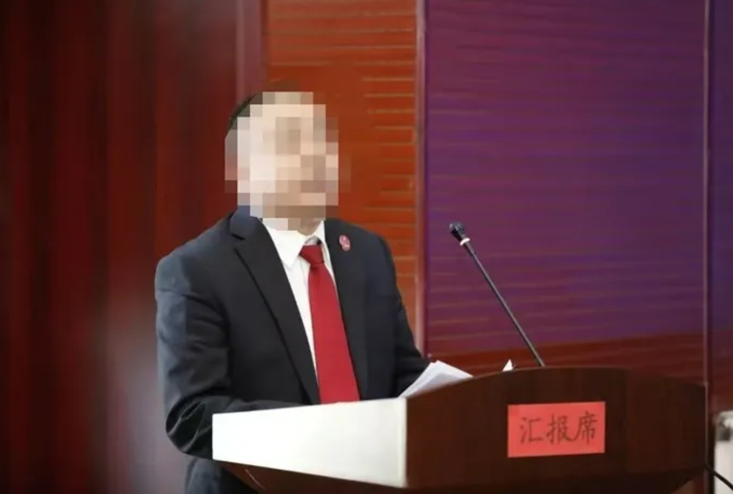 #法官被曝在办公室猥亵案件当事人#【山西吕梁中院一法官被曝在其办公室内猥亵案件当