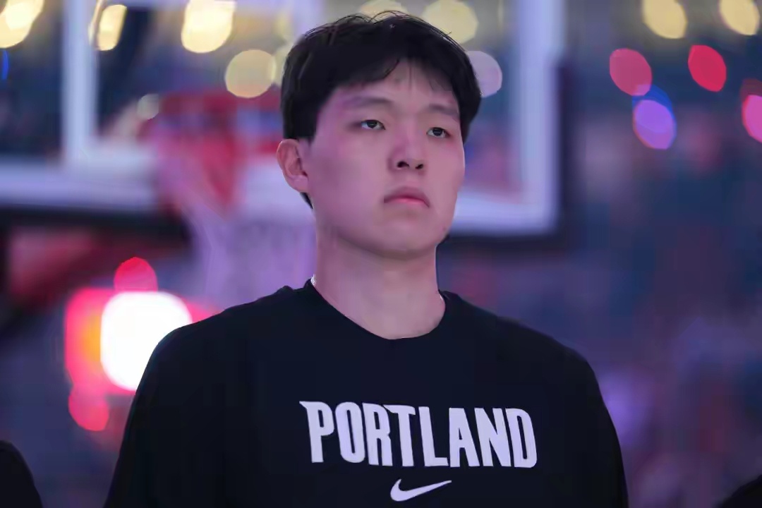 NBA杨瀚森背靠背出战G联赛NBA G联盟开季锦标赛，撕裂之城混音加时128-1