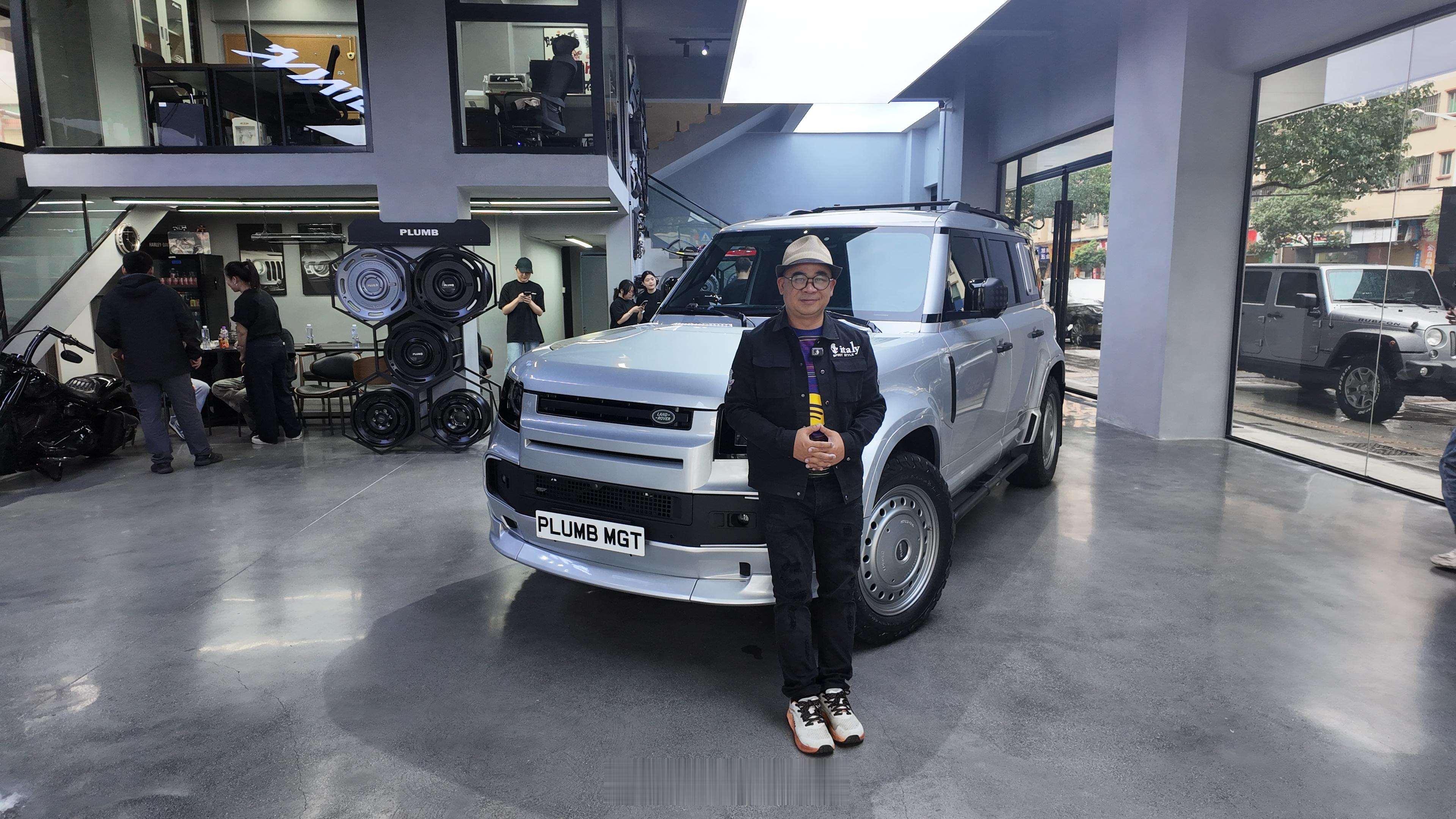 STARK斯塔克 PLUMB•M-GT系列路虎卫士110 GT风格改装，无损安装