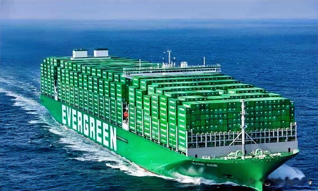 长荣那个巨无霸靠岸的时候，
岸上那帮人恨不得把锣鼓给敲烂了。

在现实生活中，很