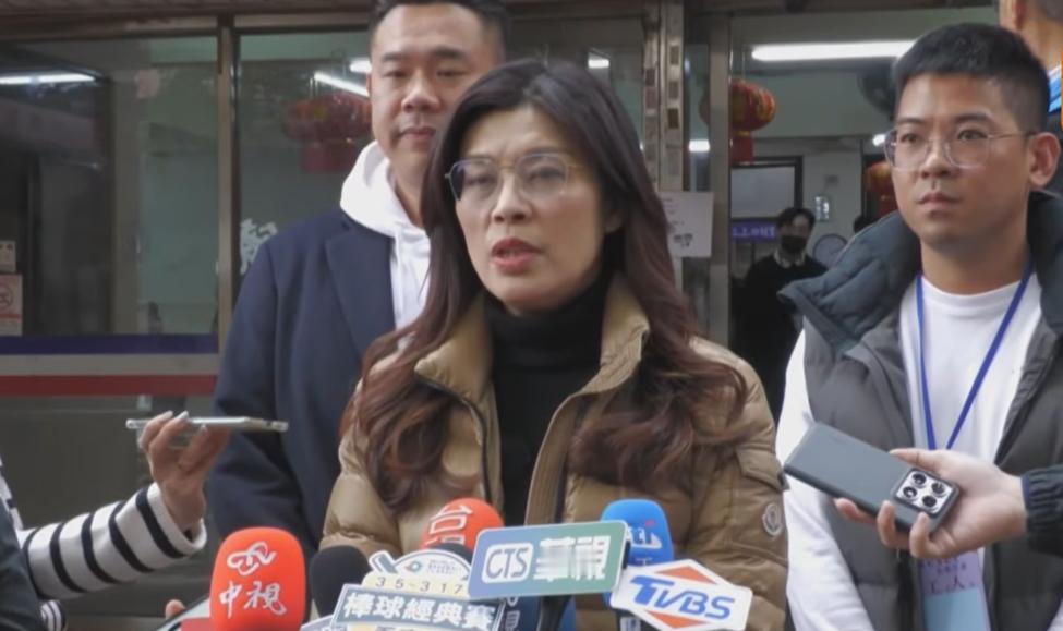 卢秀燕盼1月底确定台中市长人选  郑丽文：先看16日协调

针对国民党台中市长人