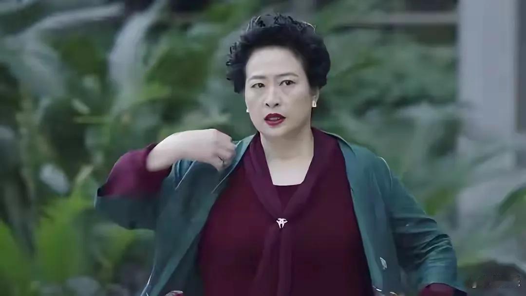 许娣与俞建伟这对夫妻，用四十年光阴书写了“一生只爱一人”的动人篇章。从北京戏曲学