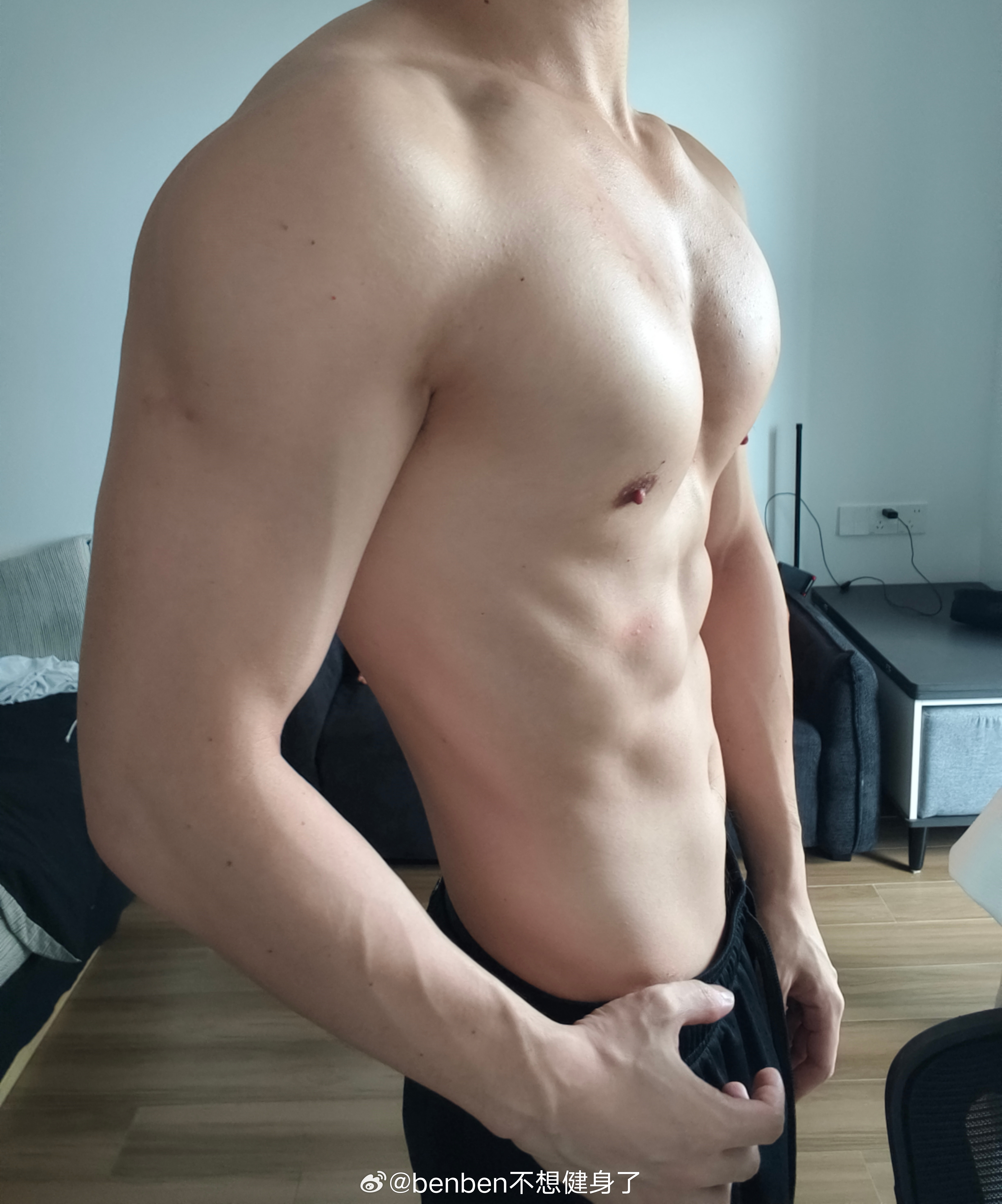 好想约会啊 ​​​