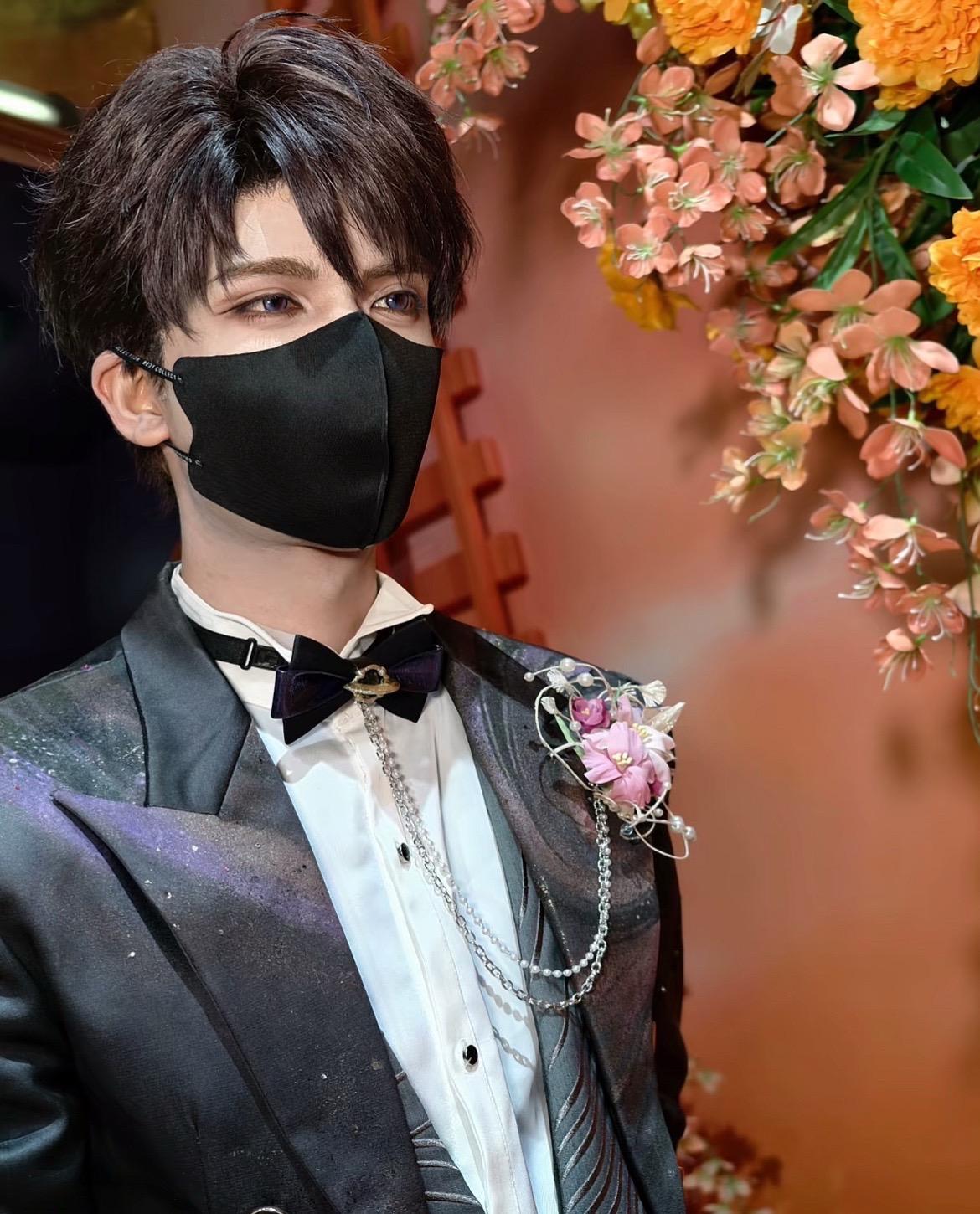真正意义上的get到coser.看了bw展的夏以昼 真的太贴角色了 不...