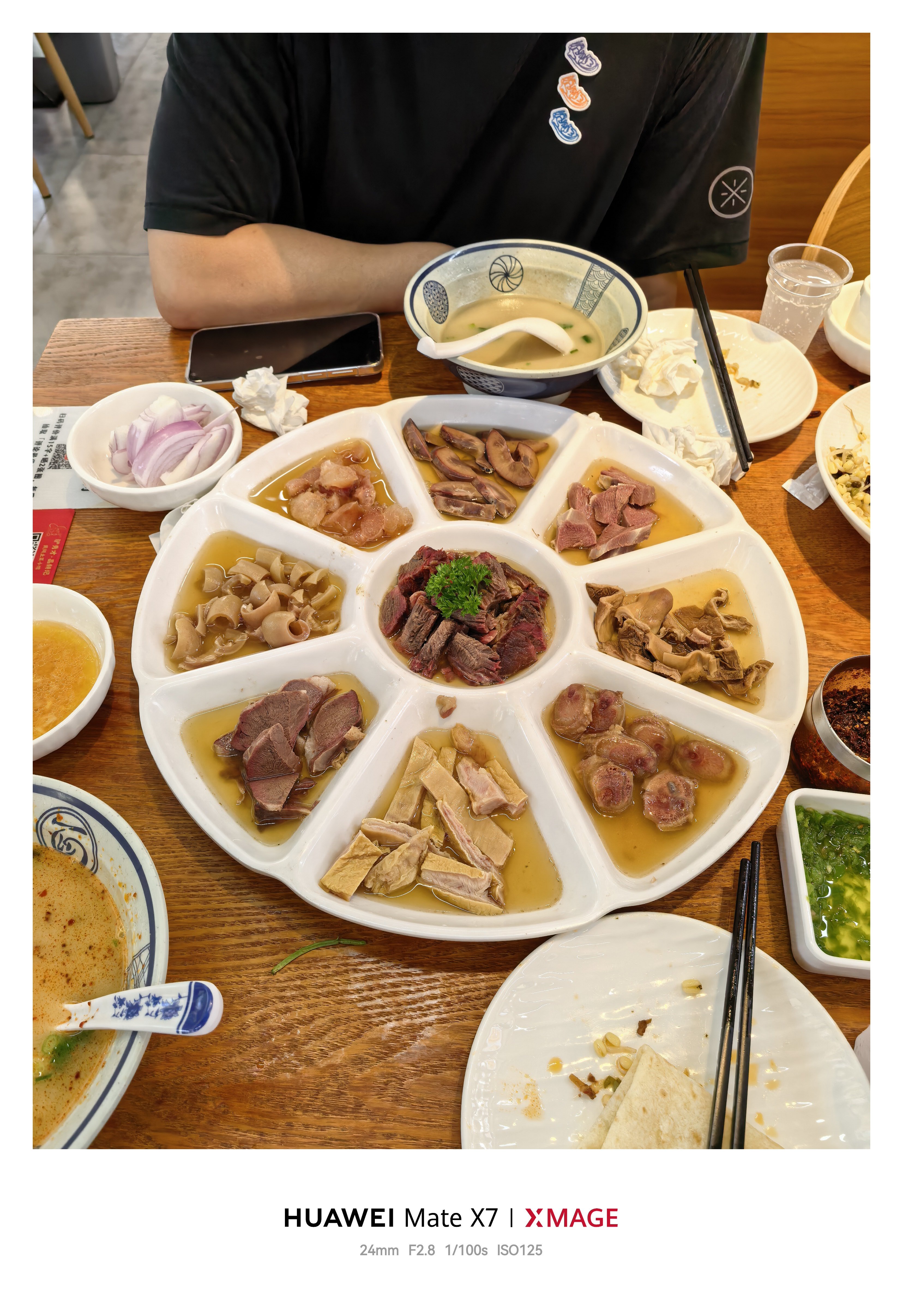 请朋友吃个全驴宴哪个是驴鞭？？