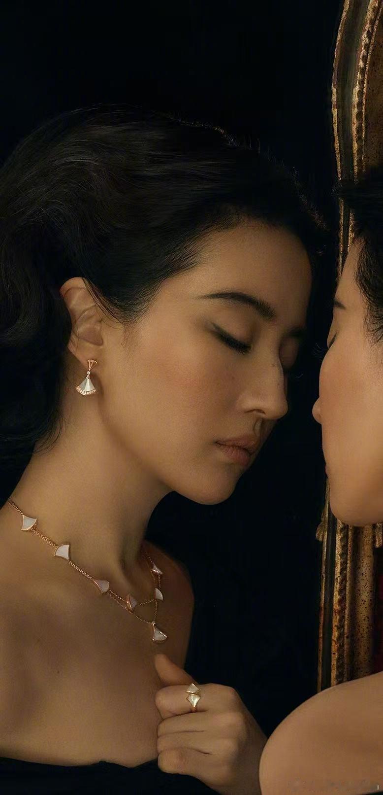 一起来聊聊最美的女神最美的女神就是刘亦菲