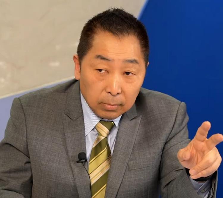 唐湘龙最近又把话说得很硬气，直接亮明立场：我是中国人，就只是个中国人。我还是统派