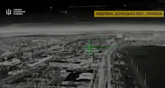 俄军最强悍的无人机系统部队“卢比孔河”指挥中心被乌军无人机摧毁。乌克兰情报总局发