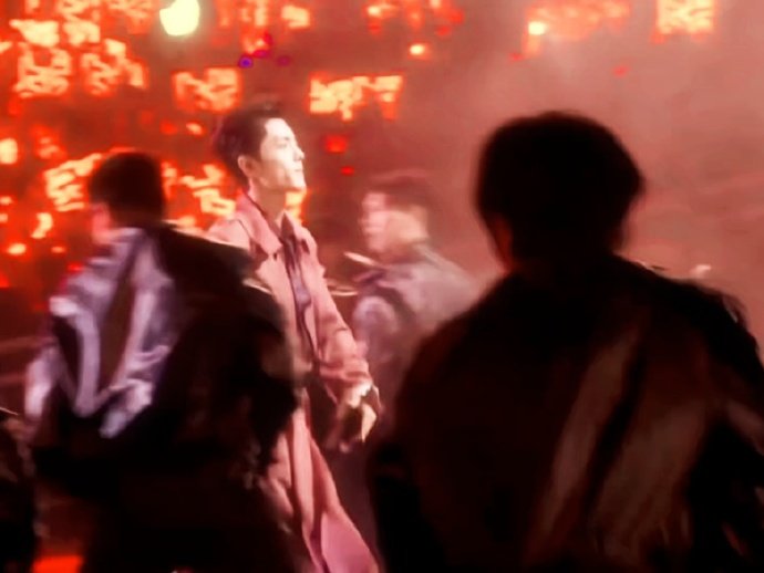 权威的肖战 肖战一出来就这么爆爆爆 权威的肖战，肖战一出来就这么爆爆爆，咱就说肖