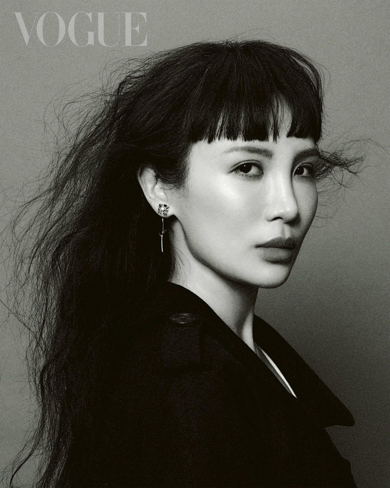 杀到！魏如萱登上VOGUE 封面！ ​​​