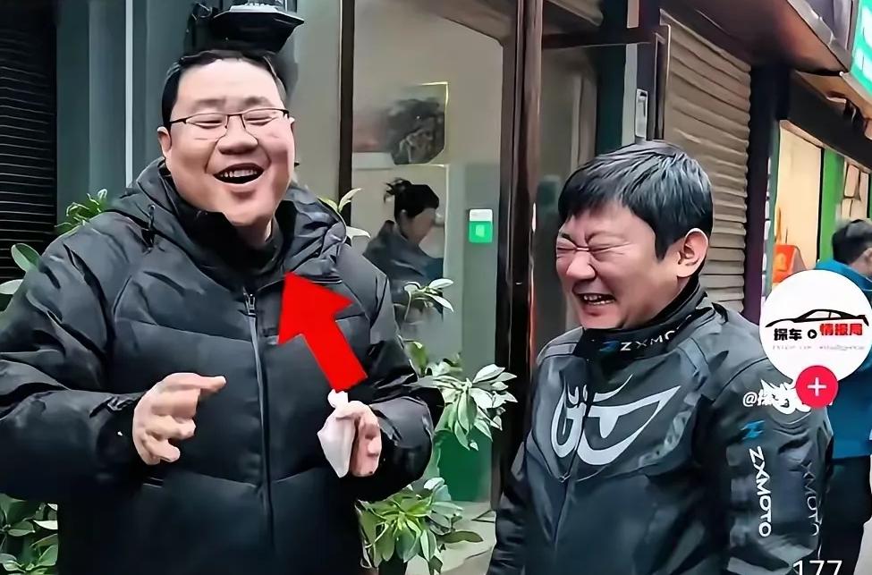 我问我朋友，张雪夺冠为什么只认一个记者，她一句话，让我醍醐灌顶，她说，因为这是现