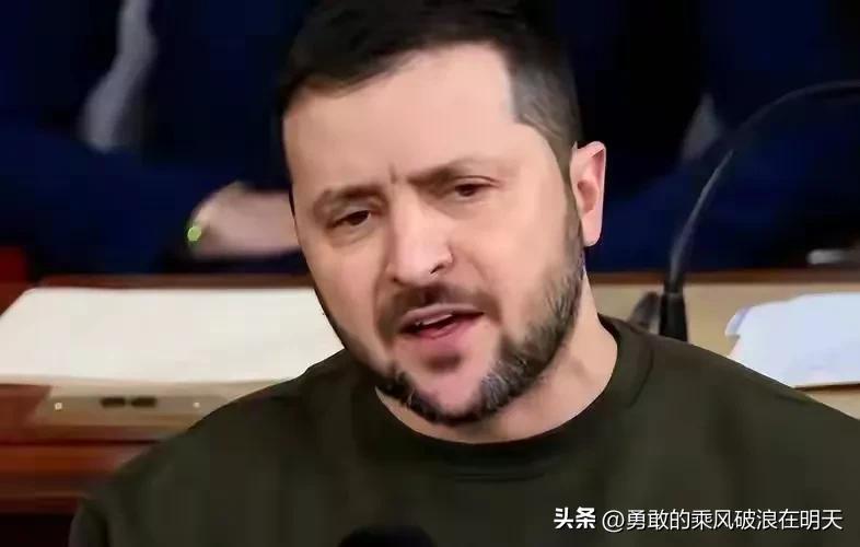 泽连斯基变了，这次被特朗普无情的戏弄了以后，竟然还能如此淡定，没有和特朗普吵起来