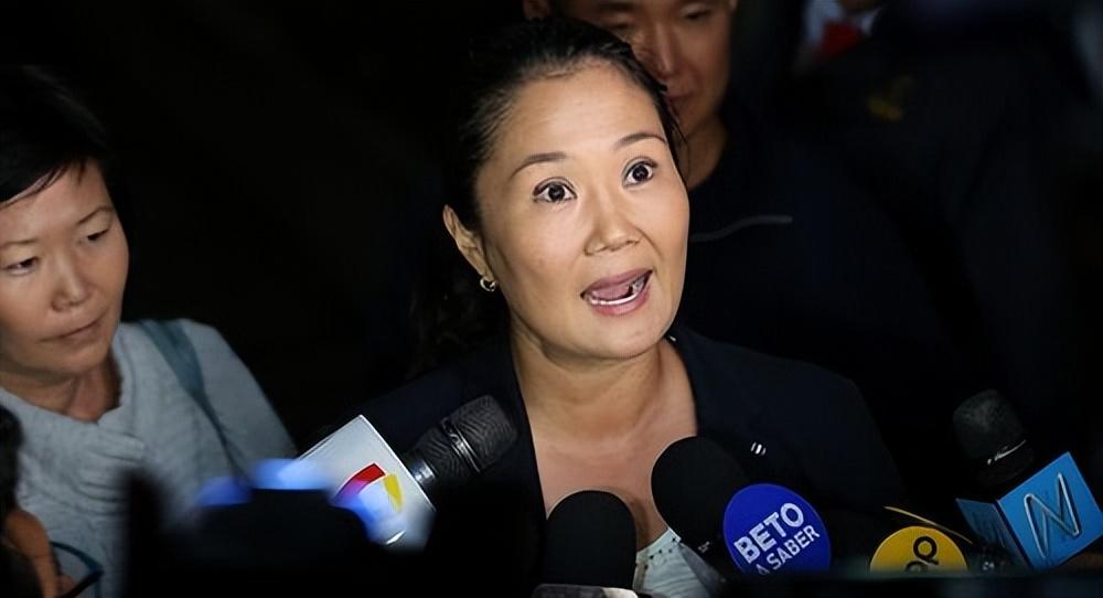 华盛顿这回算是彻底踢到了铁板！本以为砸下重金、扶持“自己人”就能把秘鲁的钱凯港生