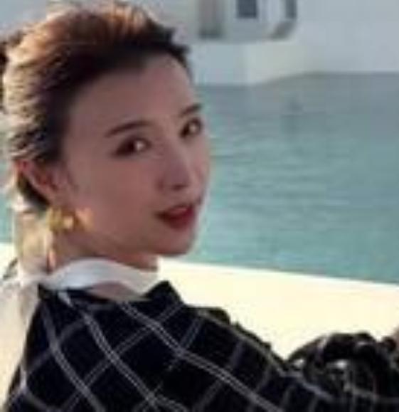 3月5日，张杨果而分享了从迪拜旅行归来后的感受。她表示出发前以为阿联酋是中东最安