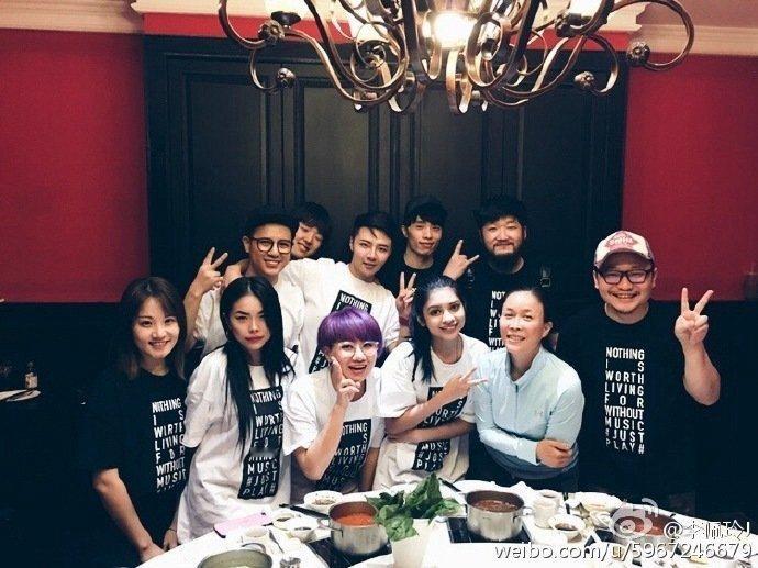 不愧是那英带出来的学员李佩玲16岁的舞台就封神了！凭《心有独钟》打动那英，如今官