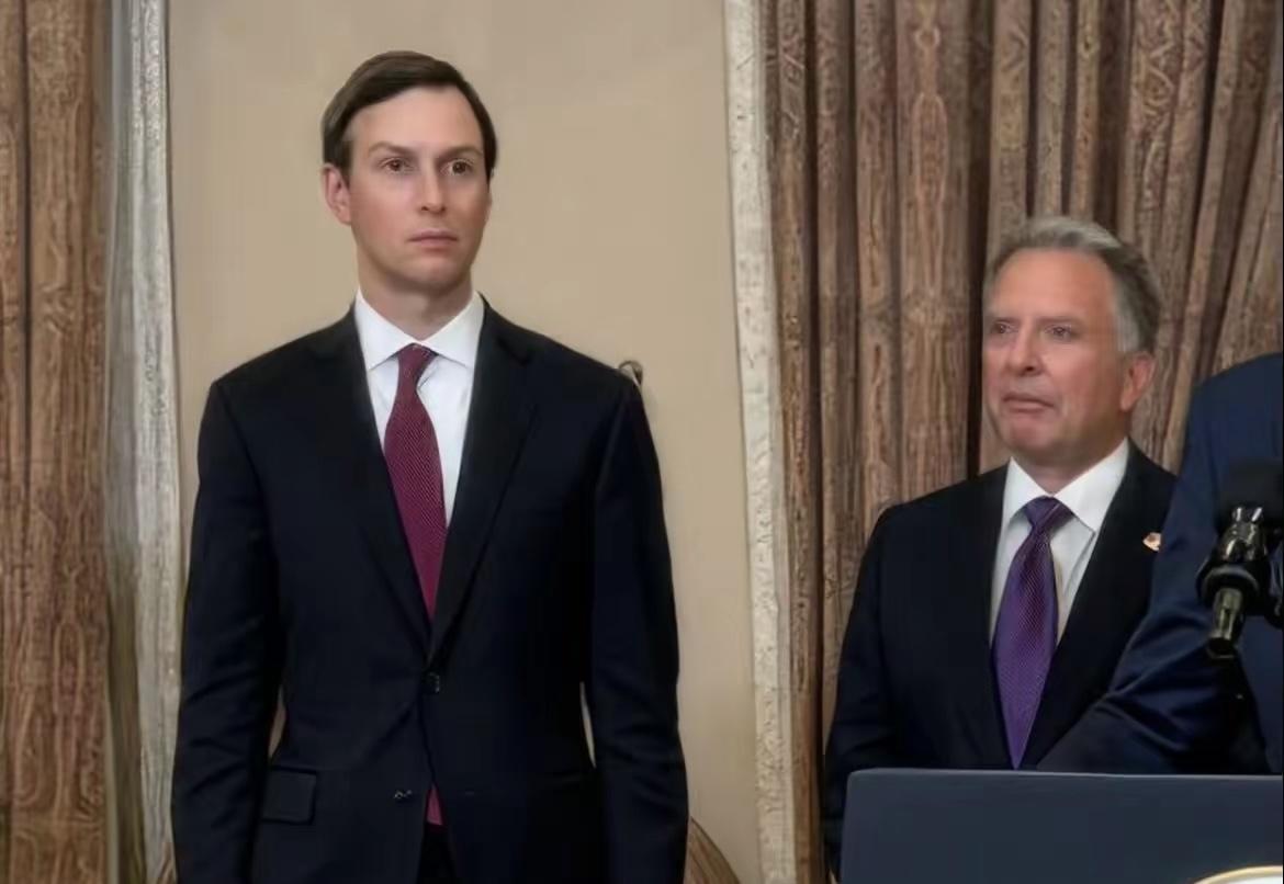 川子把全人类的命运交给了这俩唐氏儿……
从威特科夫和俄罗斯谈判的情况来看，这位特