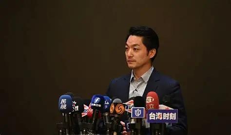 记者问蒋万安，你是台湾人还是中国人？蒋万安的回答出乎预料。他说我是台湾人，是台湾