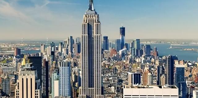 老美入侵地球上任何国家都是正常的，只有俄罗斯，中国，法国，英国四常，还有一个是三