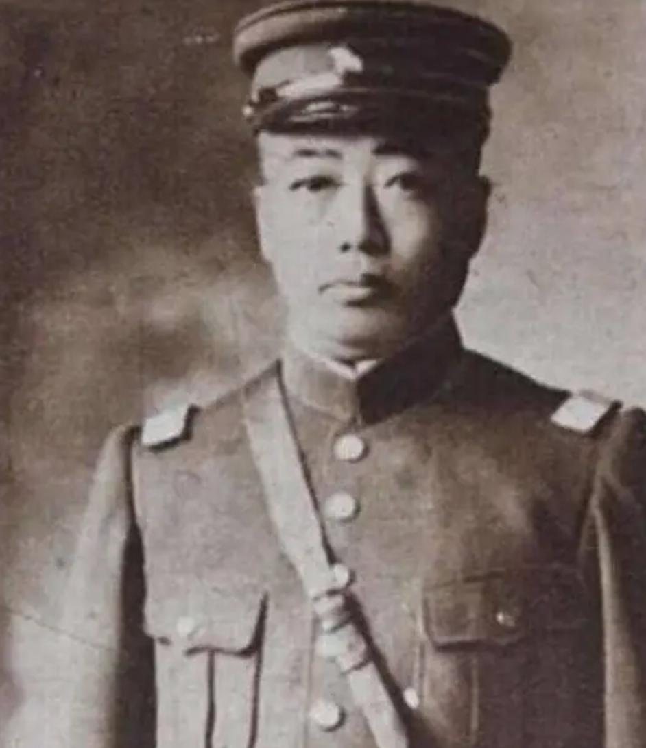 1929年寒冬，28岁张学良枪毙了父亲生前的左膀右臂杨宇霆。晚年时，张学良坦言：