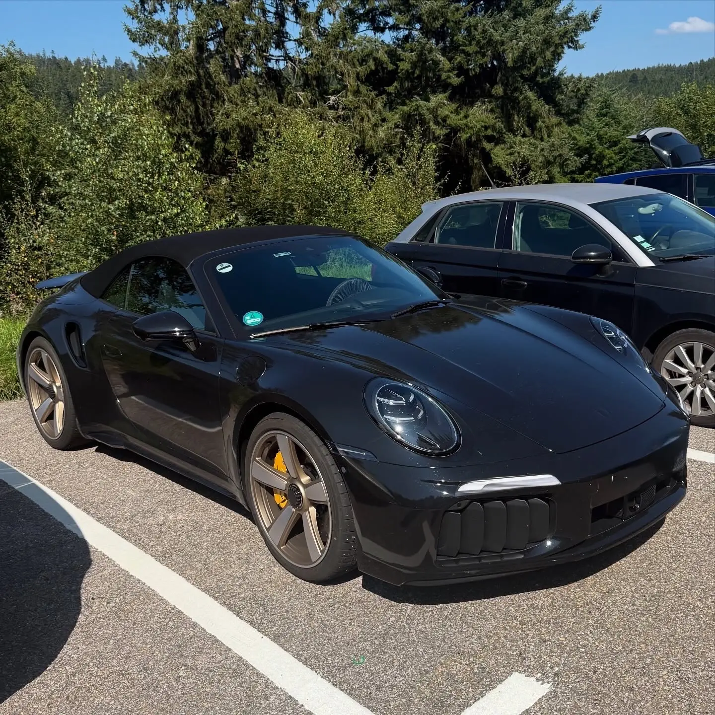 新保时捷911 turbos敞篷。保时捷992.2 tubros敞篷无...