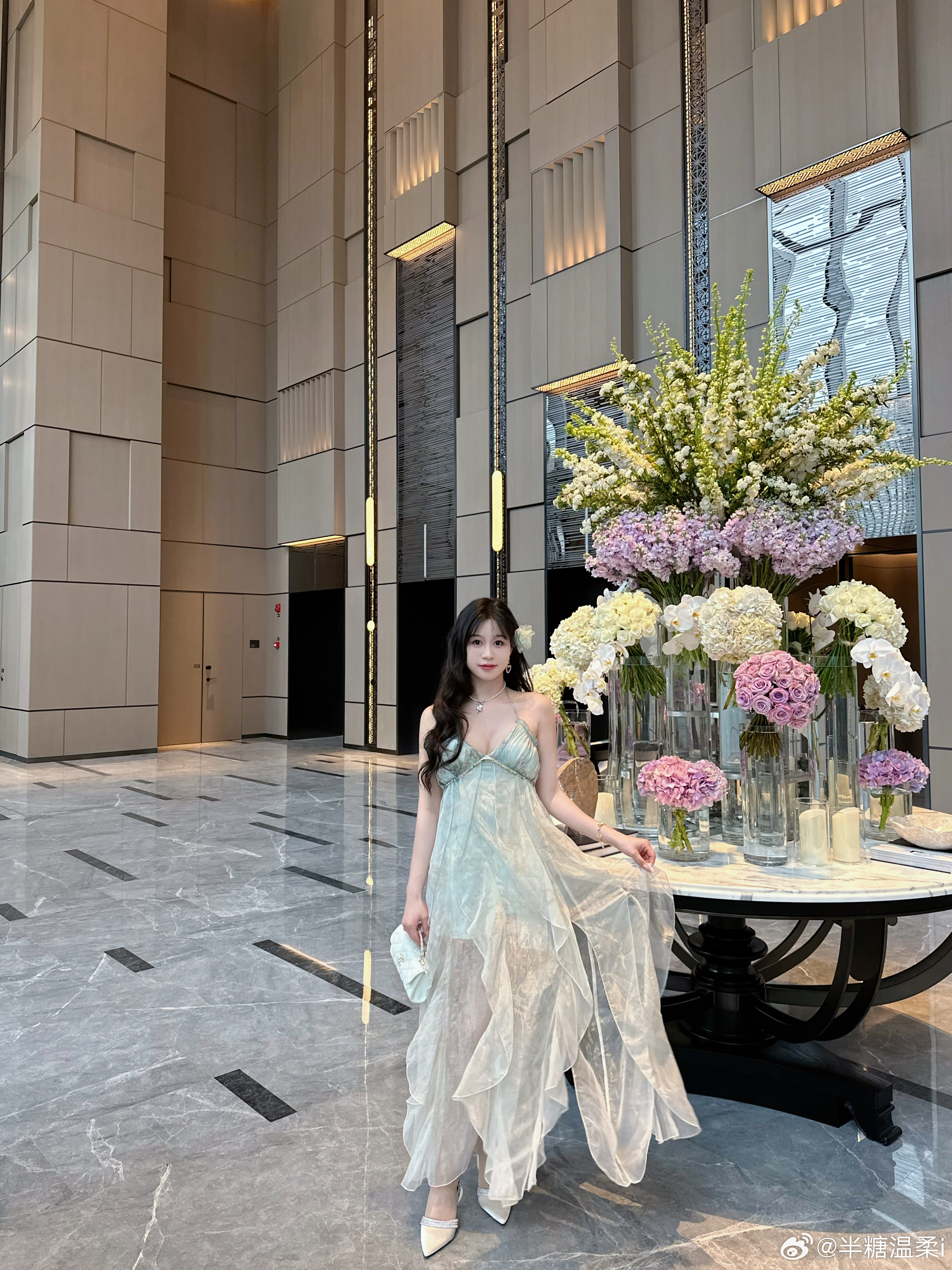 观夏🌿👗:一颗甜桃yikett 