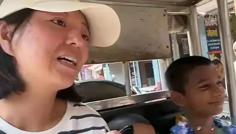 坚决反对丹丹回来,应遵守诺言，嫁鸡随鸡嫁狗随狗,在婆家好好照顾他们七大姨八大姑！