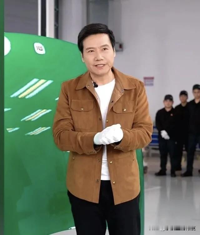 雷军的“冤”，全在在这场拆车自证里！
雷军的“六子剖腹”的大会，这声“冤”，喊出