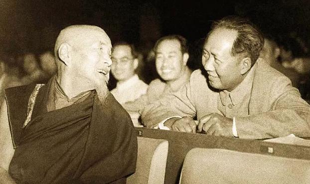 1954年，毛主席问高僧喜饶嘉措：人生真有轮回吗？对方的回答让主席连连称赞！
 