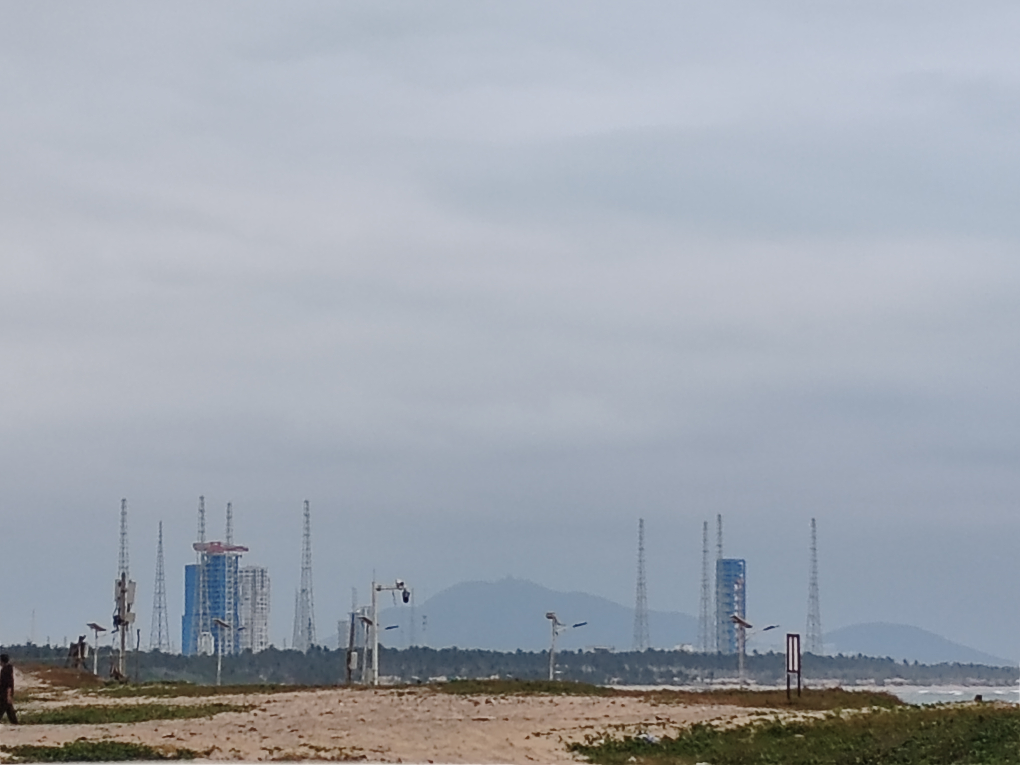 为中国航天点赞中国航天浪漫时刻 长征八号火箭即将发射，预祝圆满成功航天爱好者网