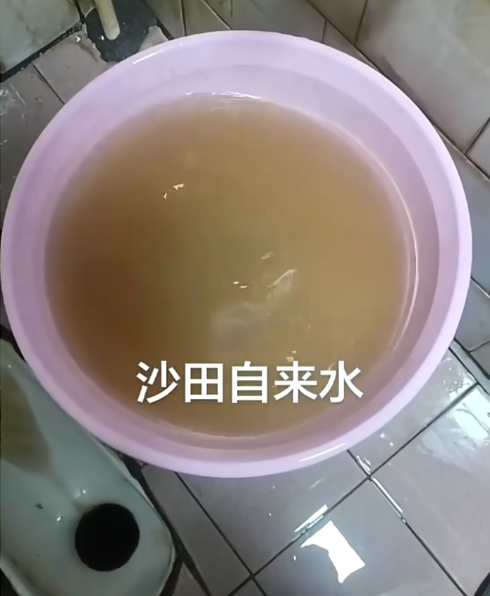 #桂东整改路灯不亮自来水发黄#【湖南桂东回应“网民反映路灯等问题后家人遭威胁”：