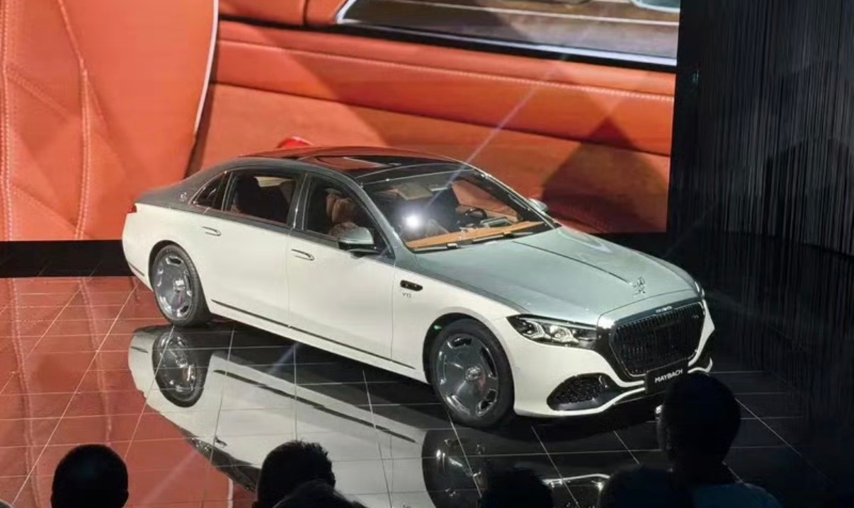 【新一代梅赛德斯-迈巴赫S级轿车全球首秀 提供三种动力组合】3月24日，新一代梅