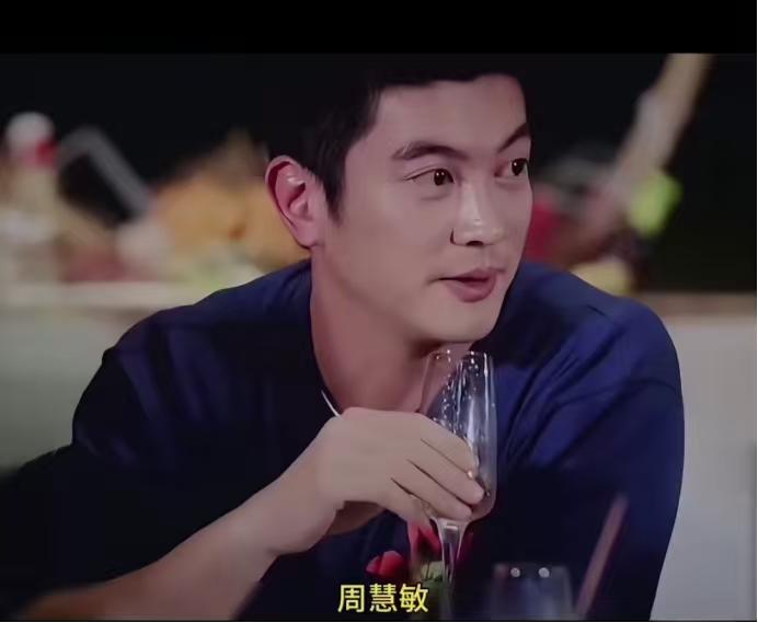魏大勋：“你年轻时候梦中情人是谁？跟现在的老婆一样不一样。”

杜江：“我小时候