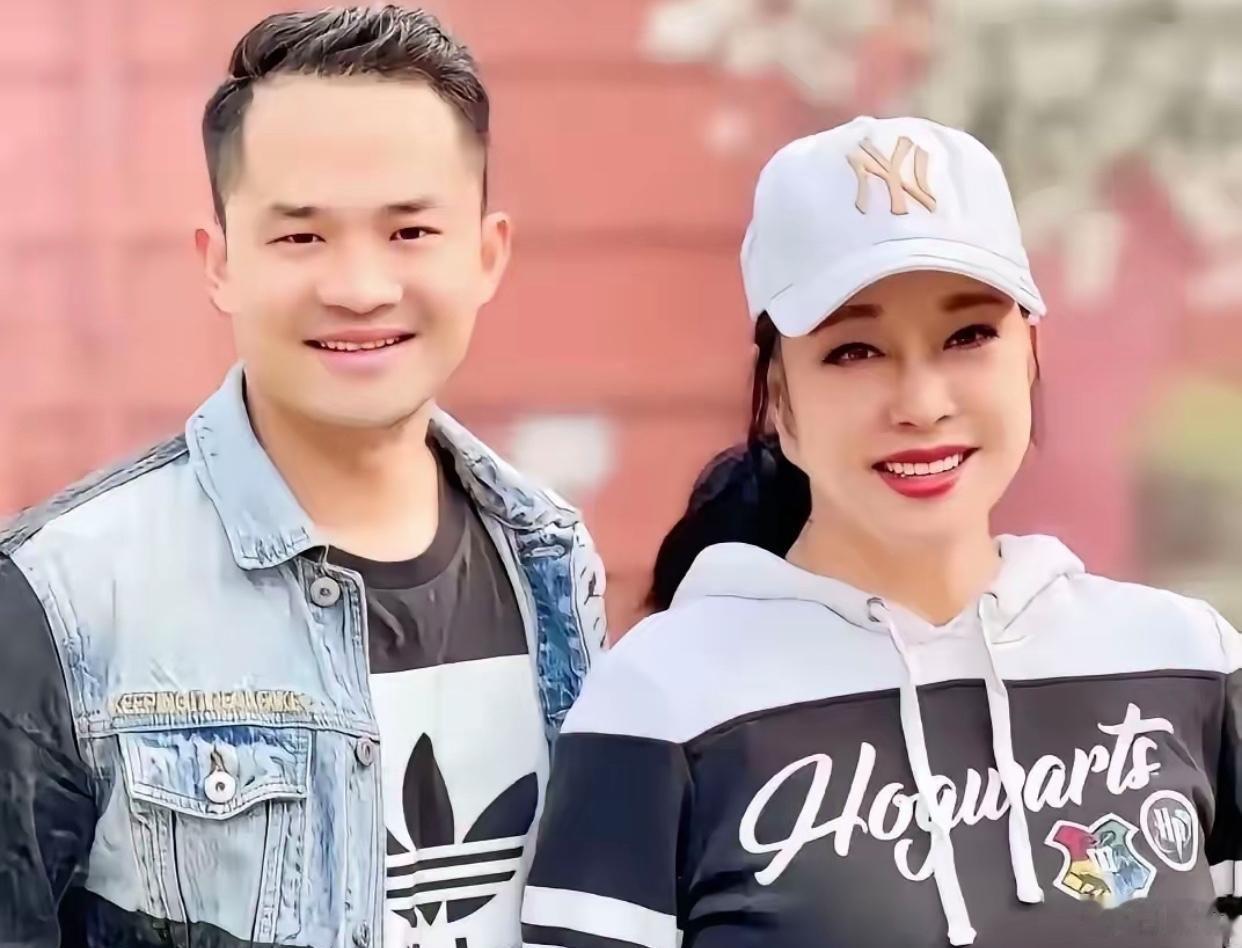 8月4日，古柯和刘晓庆要在北京朝阳法院做庭前调解了。36岁的男人跟74岁的女人，