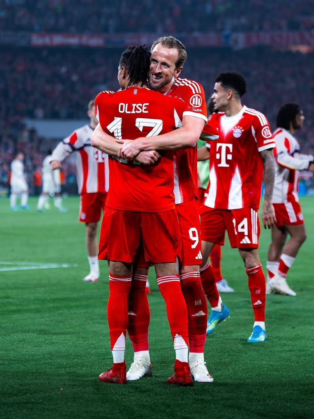 莉莉🈶自己的站哥（不是 