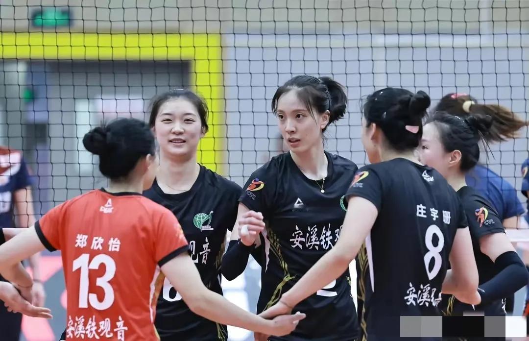 庄宇珊不进国家队，确实说不过去啊！昨天福建女排打辽宁，庄宇珊简直就是战神化身，6
