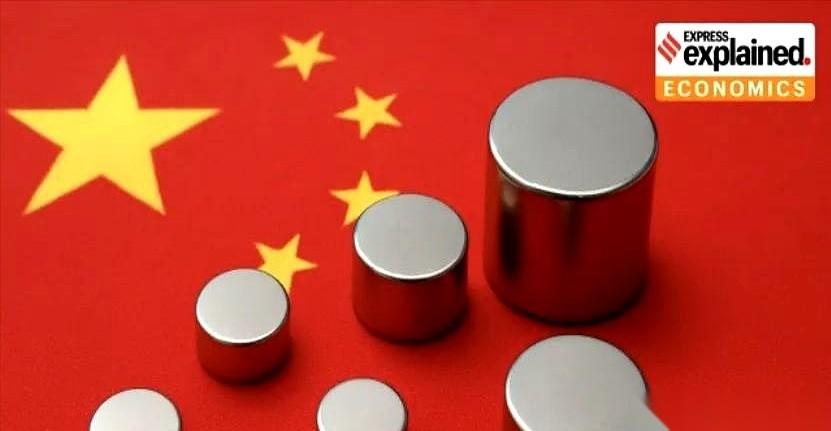 你手里刷着的手机，和楼下正充电的电动车，差点被人连锅端了。
就在南美，四个掌握全