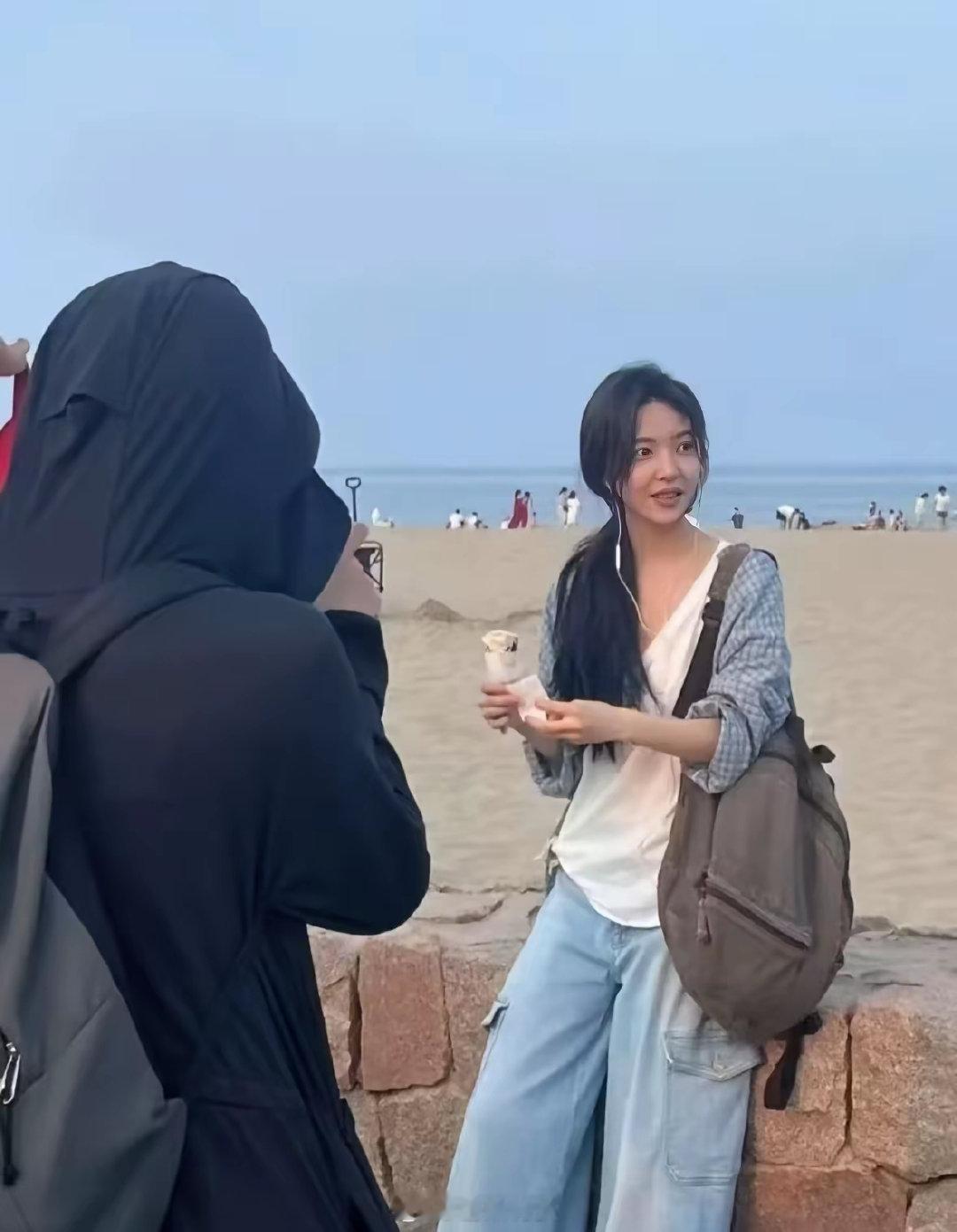 不…你们告诉我这是章若楠？玩呢？ ​​​
