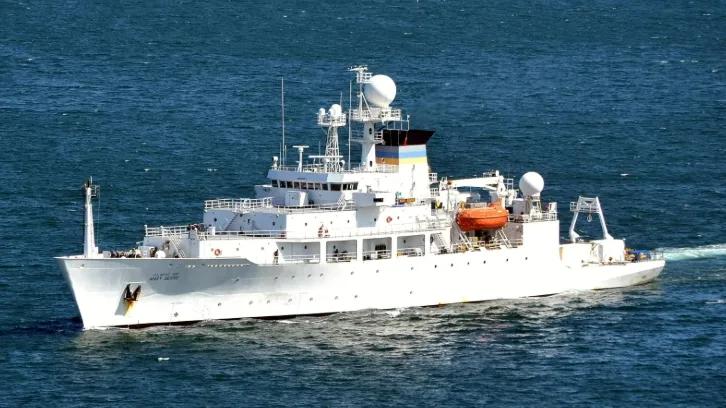 时隔数个月后，美军重启穿越台湾海峡行动
 
17日，解放军东部战区发布通报称，1