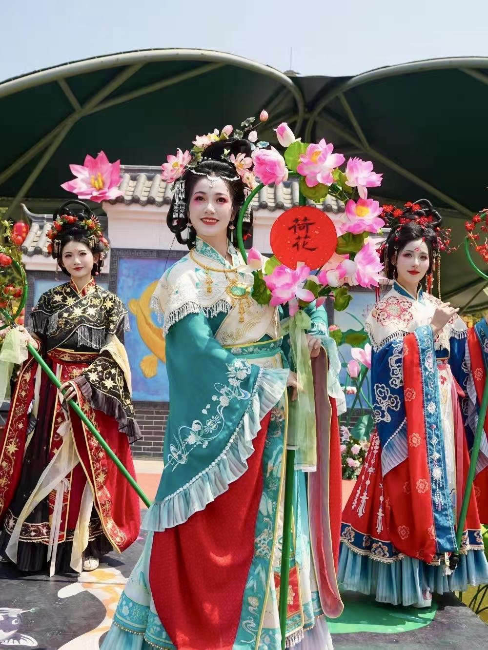 大胆预测下，这个五一假期，在广东的市民游客，都会去一趟东莞观音山！
为什么这么说